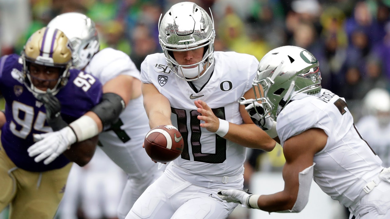 Around the Pac-12: Verdell turns heads among Pac-12 RBs